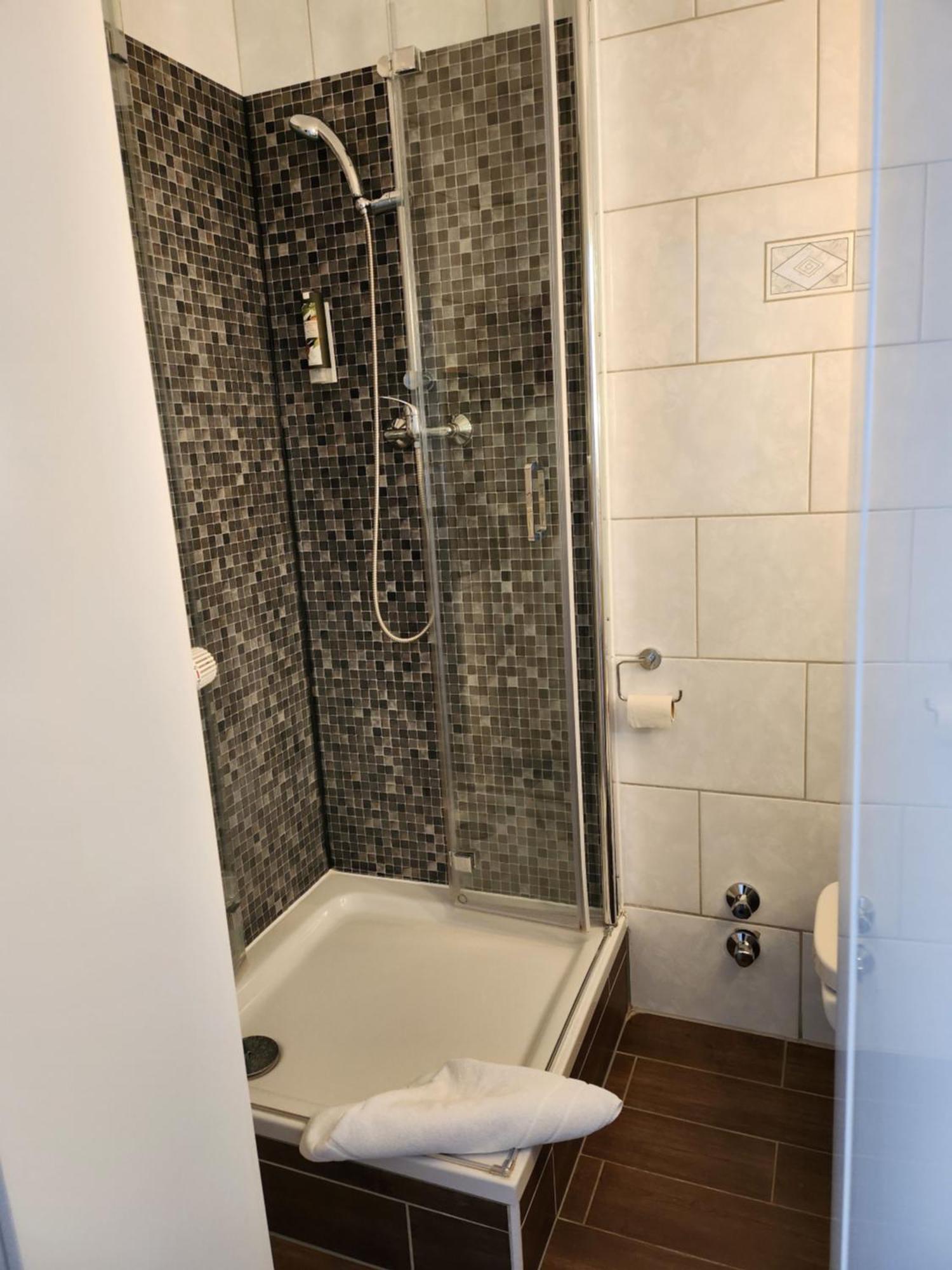 Hotel Willert Вісмар Екстер'єр фото