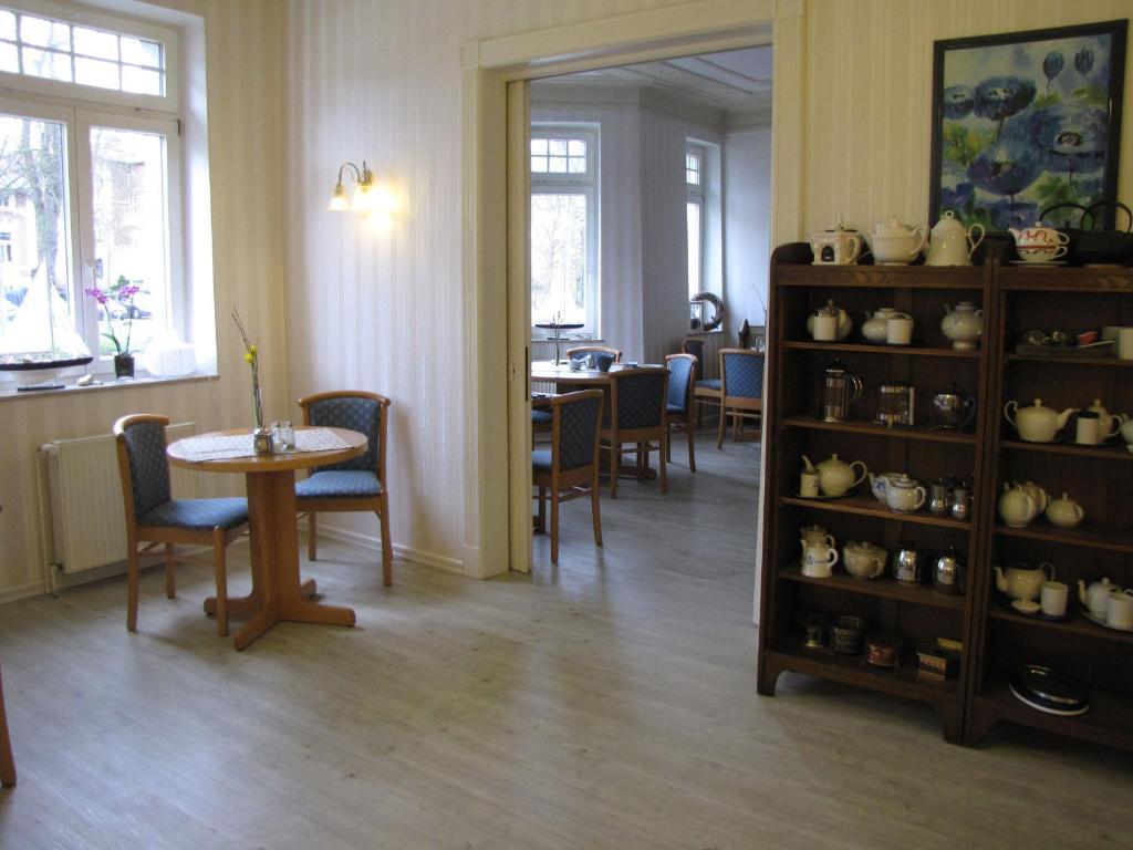 Hotel Willert Вісмар Екстер'єр фото